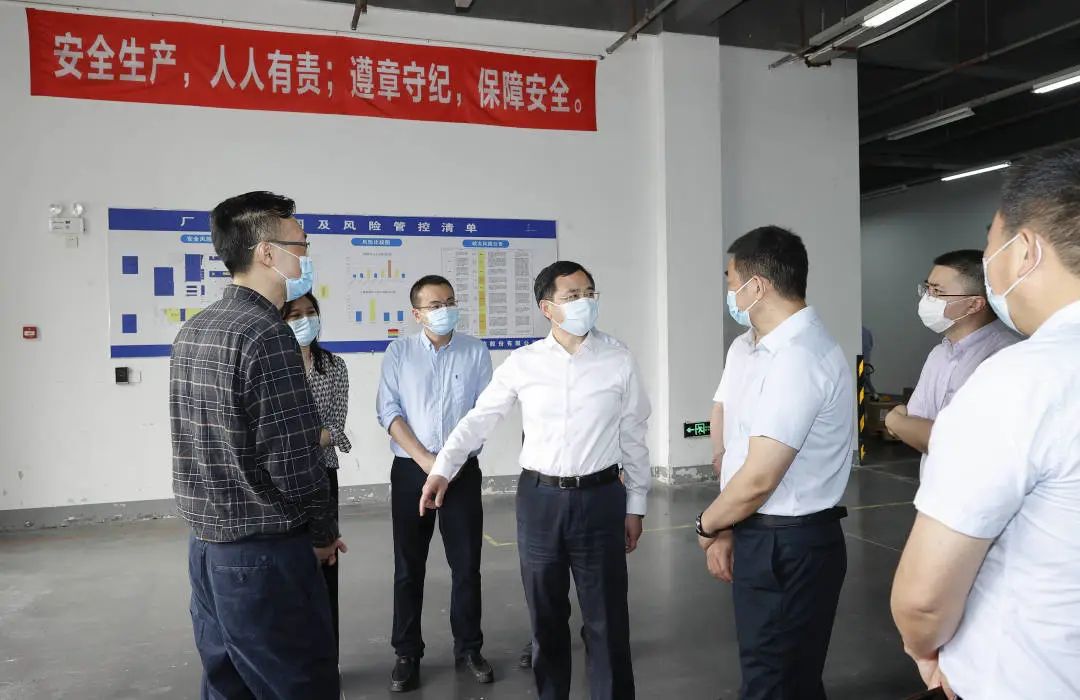 濱湖區(qū)委書記孫海東一行走訪調研路通視信